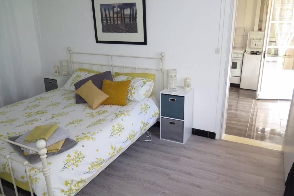 Les Petits Self Contained 2 Bedroom Apartment Molieres (Dordogne) Buitenkant foto