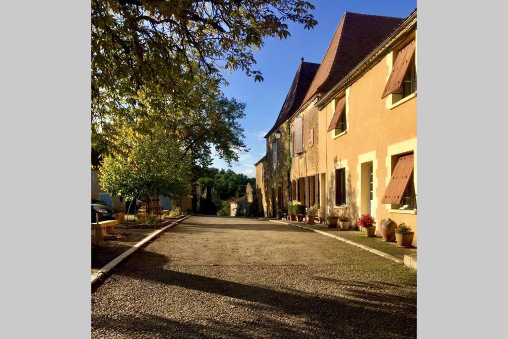 Les Petits Self Contained 2 Bedroom Apartment Molieres (Dordogne) Buitenkant foto