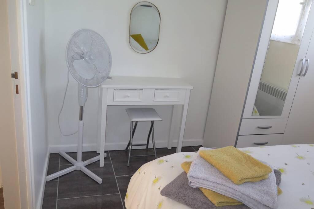 Les Petits Self Contained 2 Bedroom Apartment Molieres (Dordogne) Buitenkant foto