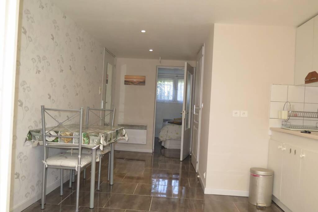 Les Petits Self Contained 2 Bedroom Apartment Molieres (Dordogne) Buitenkant foto